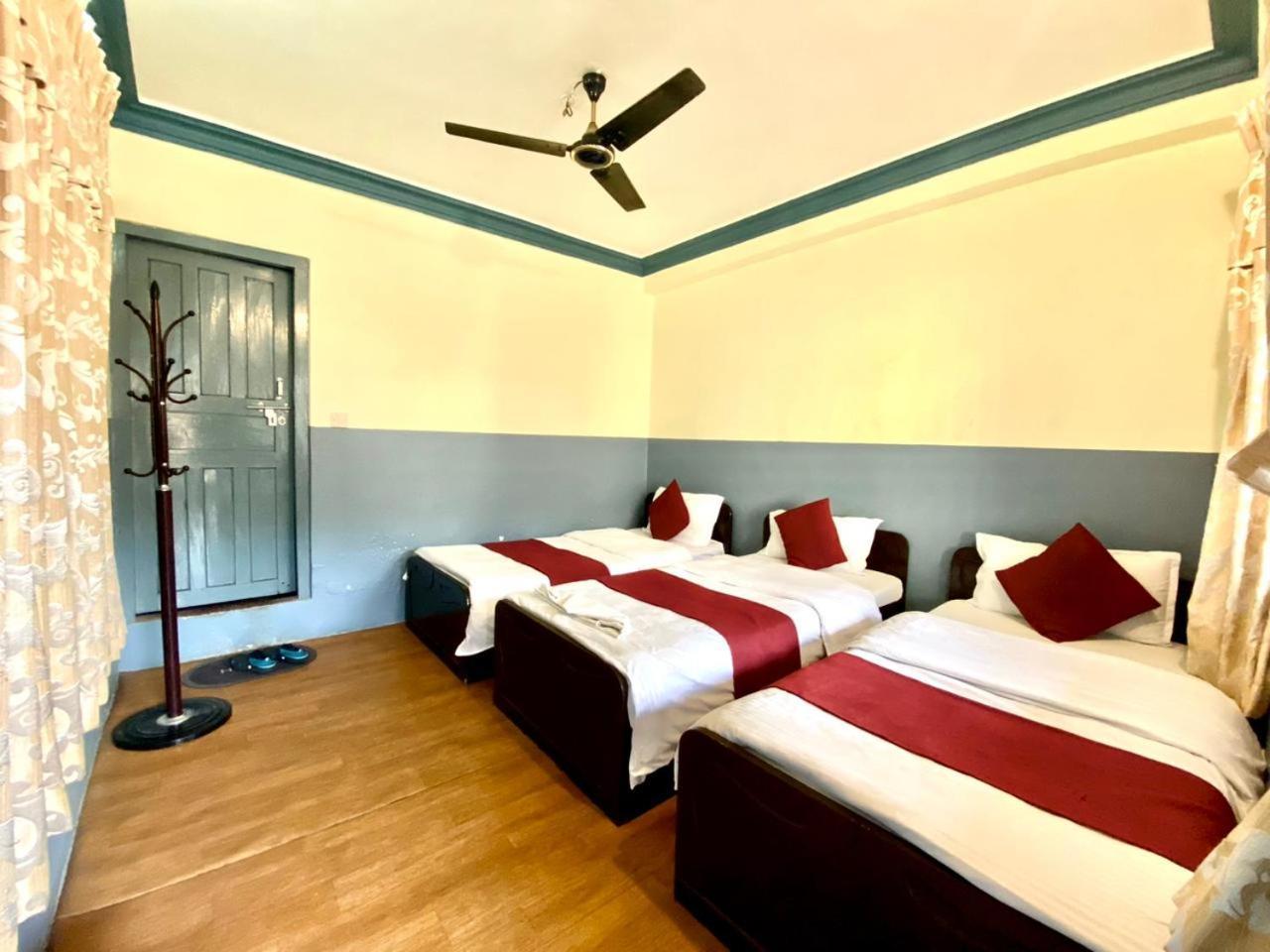 Hotel Piya Pvt Ltd Pokhara Zewnętrze zdjęcie